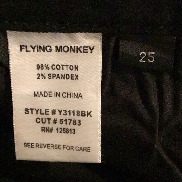 Flying Monkey LANI Black High Rise Clean Cut Fray Hem Crop Jeans NEW - Picture 14 of 16